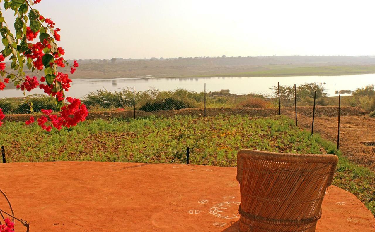 Bhadrawati - A Riverside Safari Lodge Ranthambore Esterno foto