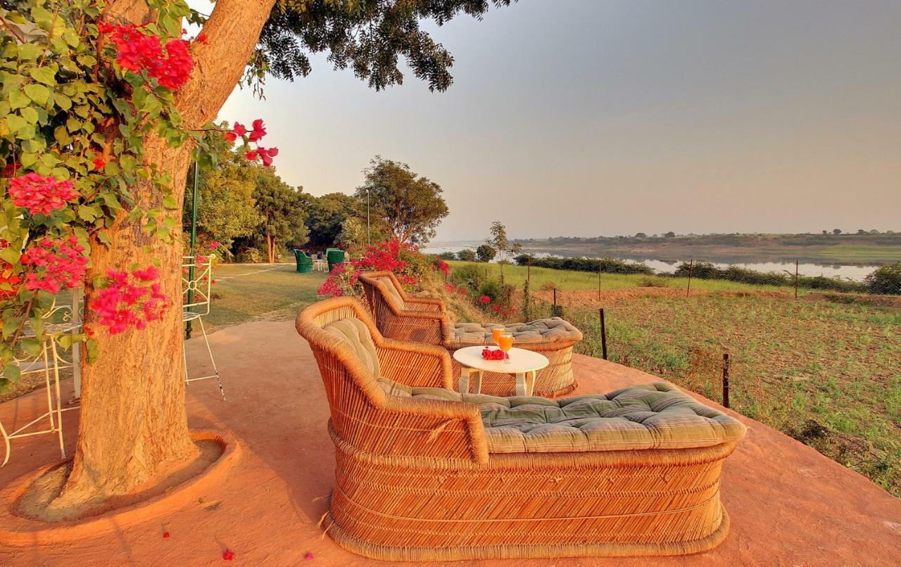 Bhadrawati - A Riverside Safari Lodge Ranthambore Esterno foto